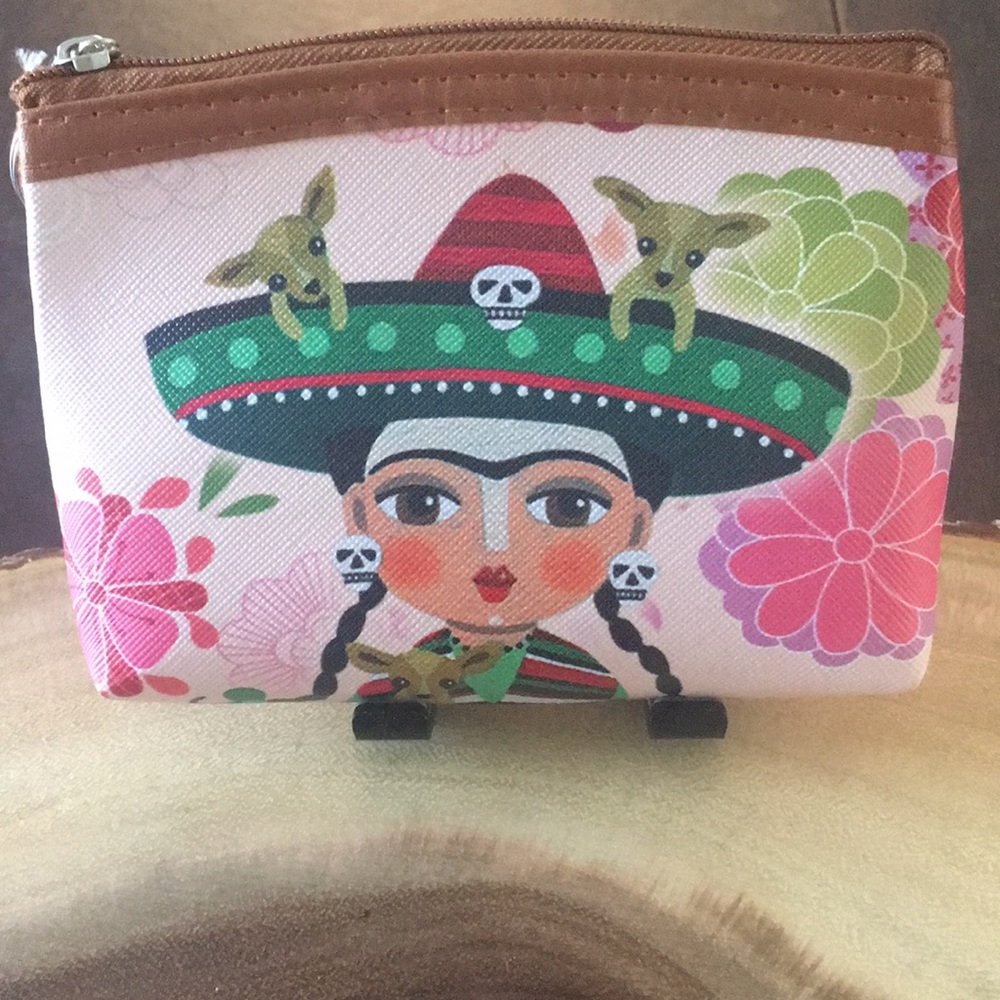 NWT Frida cartoon coin /card purse.